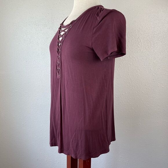 American Eagle Soft & Sexy Maroon T-Shirt Size M EUC - Picture 3 of 7